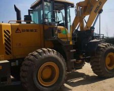 山西運城鏟車(chē)秤安裝調試完畢交付客戶(hù)使用
